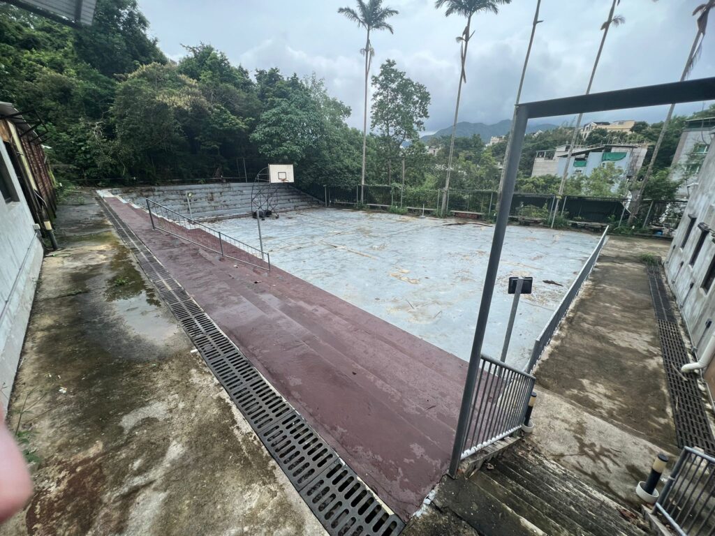 籃球場 (Basketball Court)​